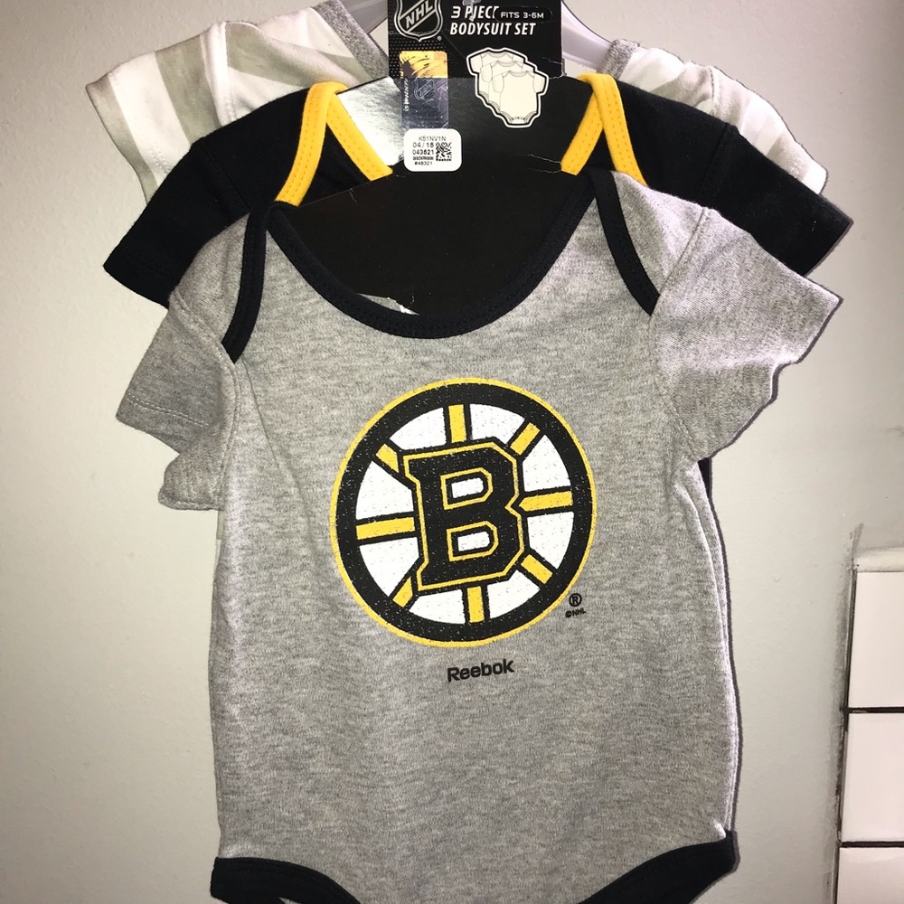 Boston Bruins onesie 3pack by Reebok